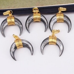 5pcs Tiny Gray Shell Crescent Moon Charm with Gold Wire, Mother of Pearl Moon Charms, Natural Shell Double Horn Charms for Jewelry Making
