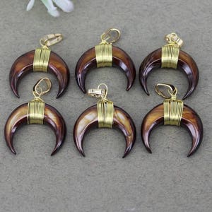 5-10pcs Small Size Brown White Gray Shell Crescent Pendant bead,With Gold Wire Wrapped,Charm Gemstone Double Horn Pendant for Making jewelry