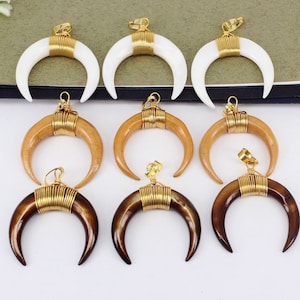 5pcs Fashion Double Horn Shell Pendants with Gold  Wire Wrap, Natural Shell Crescent Moon Pendant for Jewelry Making