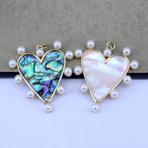 5-10pcs Abalone Shell Heart Pendant with Imitation Pearl Beads Paved,18K Gold Abalone Shell Love Heart Pendant for DIY Jewelry Making