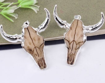 5pcs Pendentif de crâne de bovin plaqué argent, Pendentif de symbole de crâne de taureau, Pendentif de tête de crâne de long corne pour la fabrication de bijoux