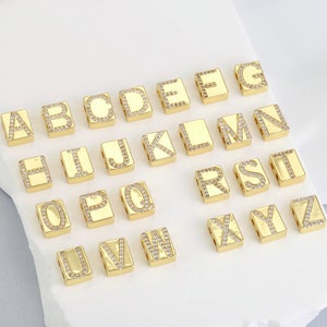 10-26 st mikropärlor med CZ-bokstav, rektangulära alfabetspärlor, initialpärlor, initialpärlor för smyckestillverkning, 8 x 10 mm