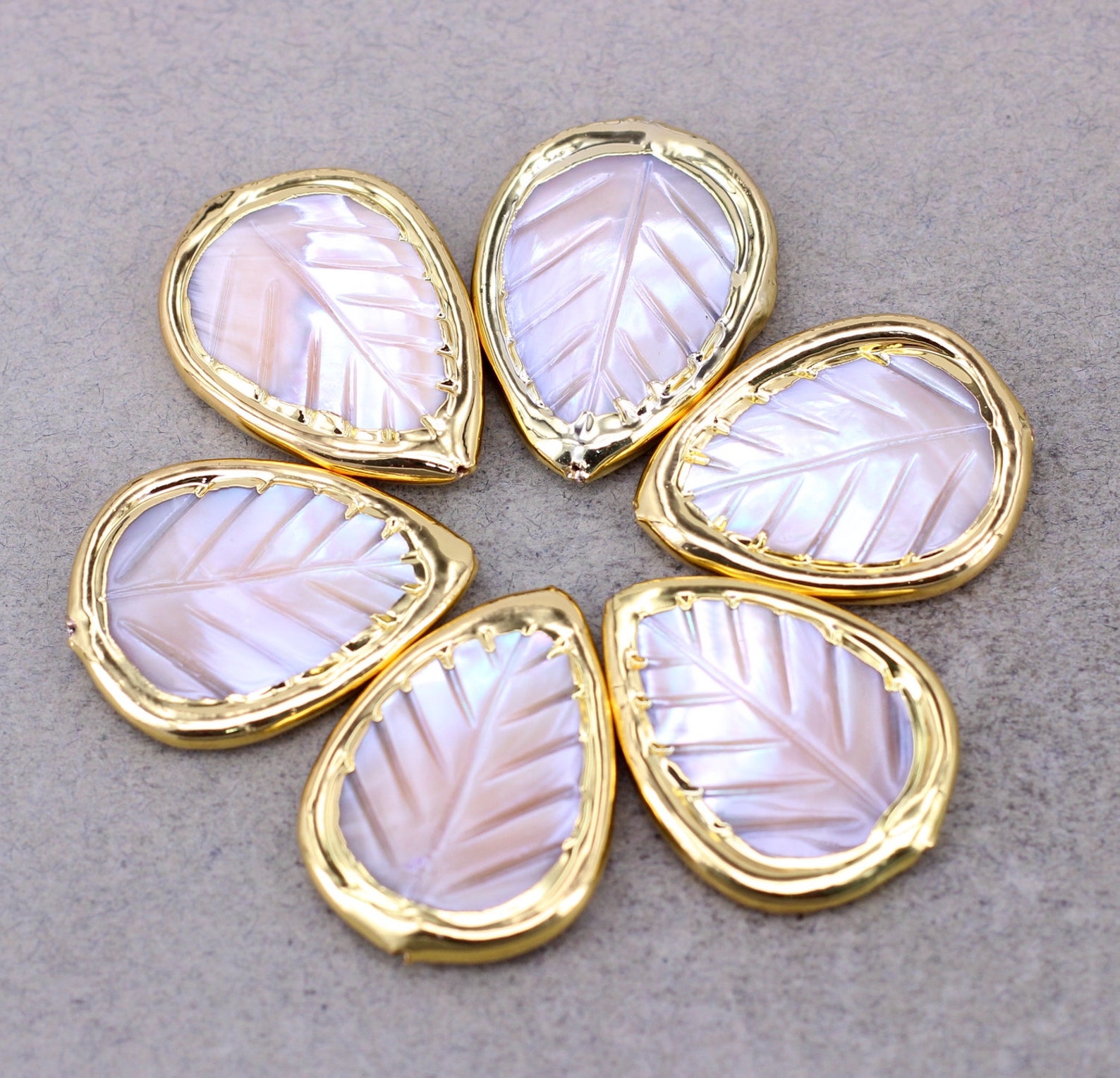 5 / 10pcs Natural Mother of Pearl Leaf Beads Teardrop Leaf Etsy UK
