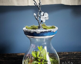 Butterflies Statuette Terrarium Vase