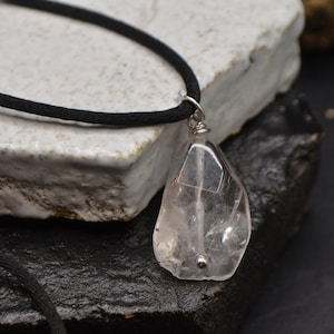Bergkristal ketting, bergkristal hanger, 925 zilveren sluiting, lange ketting, dubbele twist ketting, ruwe steen, gemaakt in Italië
