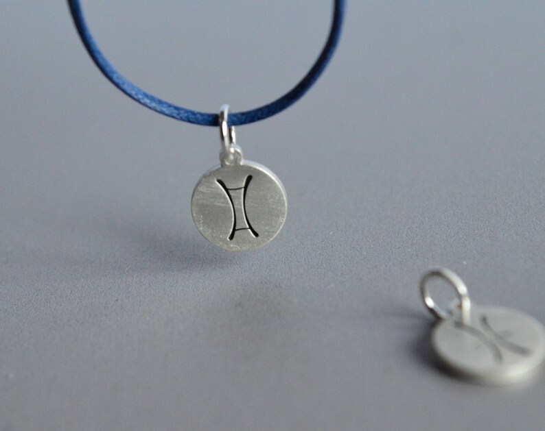 Collana Segno Zodiacale Qings In Argento 925 Con Ciondolo Doppio E Zirconi, Regalo Donna
