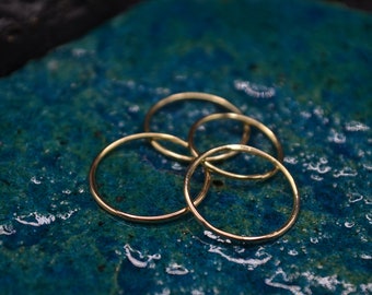 18 kt yellow gold ring, 18 kt pink gold ring, stackable ring, thin gold ring, minimal gold ring, essential gold ring, smooth gold ring,Italy