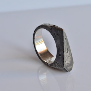 ring man, unisex ring, 925 silver ring, ring minimalist,anvil ring, triangle ring,oxidized ring,handmade, Italian jewelry, made in Italy