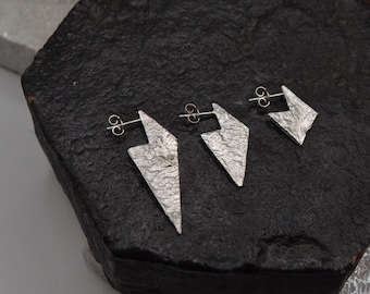 925 silver earring set, brutalist earrings, rustic earring, asymmetric jewelry, earring combination, rock texture earrings, handmade Italy