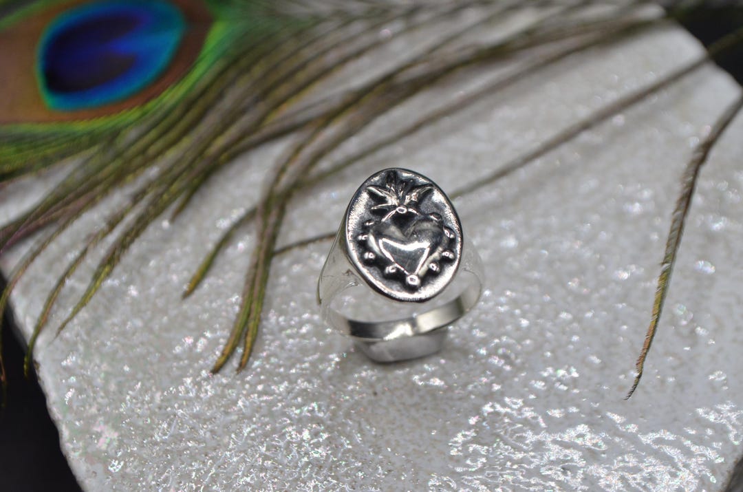 Sacred Heart Ring in 925 Silver, Sacred Heart Burning Ring, Chevalier ...
