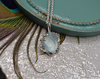 Aquamarine necklace, 925 silver necklace, light blue stone pendant, modern pendant, rustic pendant, gift for her, organic, handmade Italy
