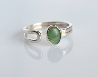 Adventurine ring, 925 silver, stackable ring, minimal ring, adjustable ring,birthstone May,boho chic ring,open ring,handmade,made Italy