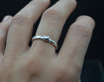 Anillo de corazón, anillo de plata 925, mini anillo, anillo apilable, anillo de amor, plata bruñida, anillo de todos los días, delgado, hecho a mano