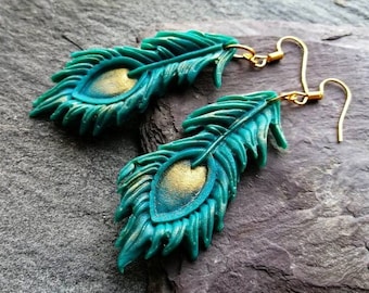 Peacock feather earrings with Gold-dust, Vegan friendly earrings, Turquoise Polymer clay earrings, Girlfriend gift, Hypoallergenic earrings