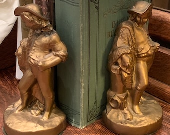 Rare CHALKWARE BOOKENDS GENTRY 18th Century Pair Solid & Heavy Detailed Paint Gold 7 3/4” h x 4” w x 3” d Chalk Ware Vintage