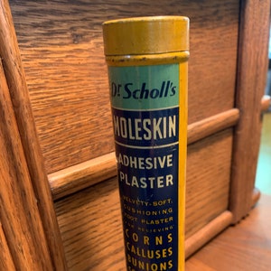 1938 Tin Advertising Round Metal Container Scholl&#39;s Great for Farmhouse decor