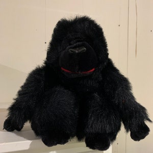 Giant gorilla stuffed animal outlet