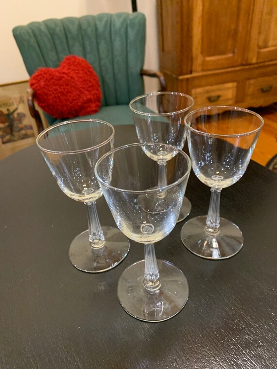 Vintage Set 4 Sherry Stemware Shaped Stem Glasses 5 3/4h X 2 1/2d Barware  Drinks Cocktails Celebrate Dining - Etsy