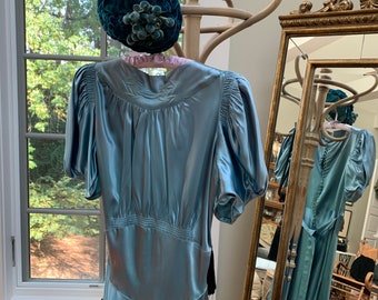 1938 DRESS Teal SATIN EVENING Gown & Velvet Braided Hat Stunning Custom Covered Button Back Smock Elaborate Detail Gala Ruched Sleeves Bow
