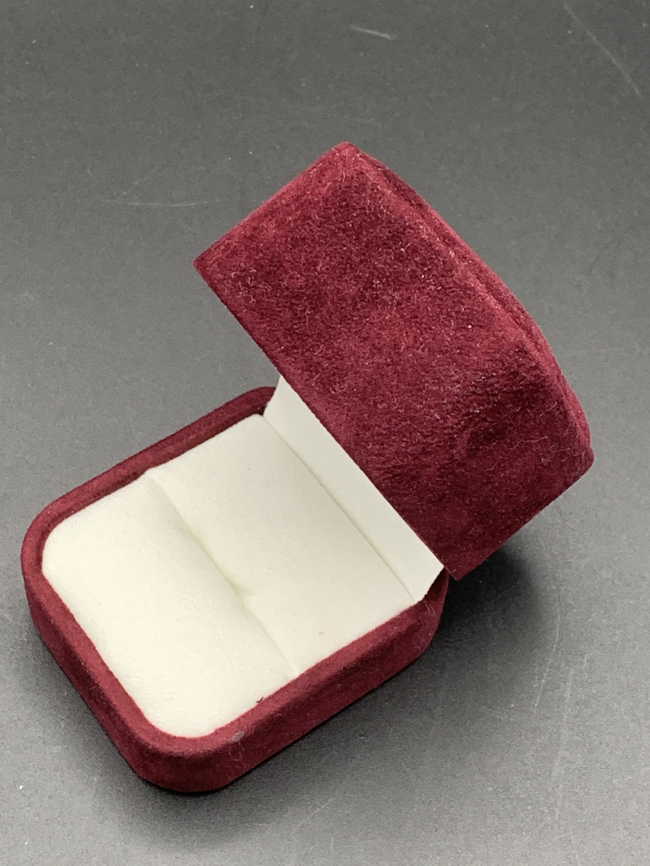 80s Vintage Velvet Ring Box Hinged Elegant Wedding Gift Box & Keeper Container Maroon Diamond Ring Factory Houston White Interior Noble