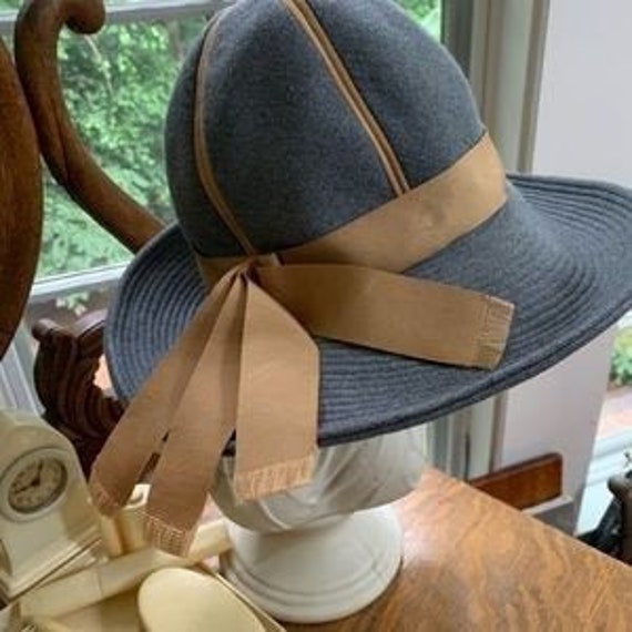 Vintage HAT MR. JOHN Jr. Elegant Ladies Grey Blue Hat W  display picture 1