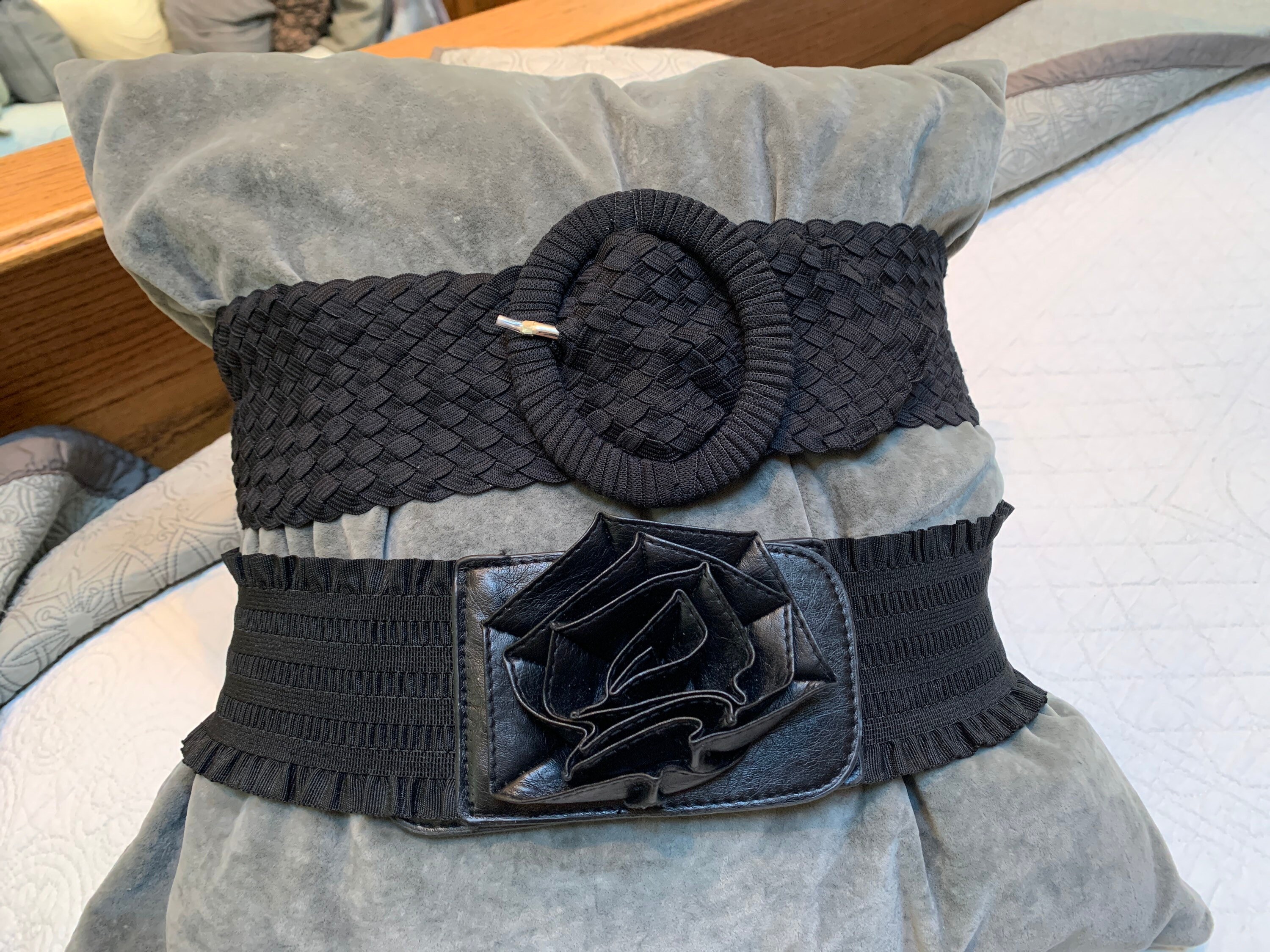 Vintage 3” Wide Belt Statement Adjustable Black Stretchy S/M  display picture 1