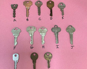40s-50s KEY COLLECTIBLE Metal Choose ONE Vintage from Variations See photos of both sides of the key you select