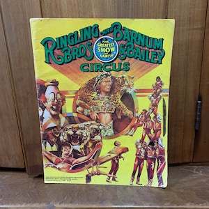 1980 Ringling Bros Circus and Barnum Bailey Souvenir Greatest Show on Earth 109th Edition Program & Magazine Combined Vintage 10 1/4"x13"
