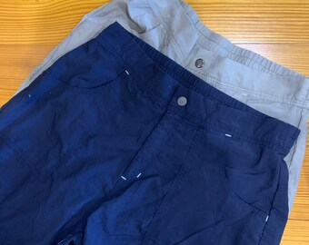 90s Capri pants cargo trousers CHOOSE ONE 4 pockets high waist relaxed fit Nice in Vintage Solid Navy OR Cream/Beige/Ecru