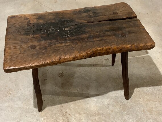 Coffee table with thick legs online