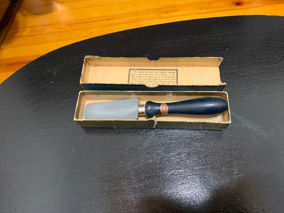 Razor Blade Sharpener With Original Box Produced in Germany 1930
