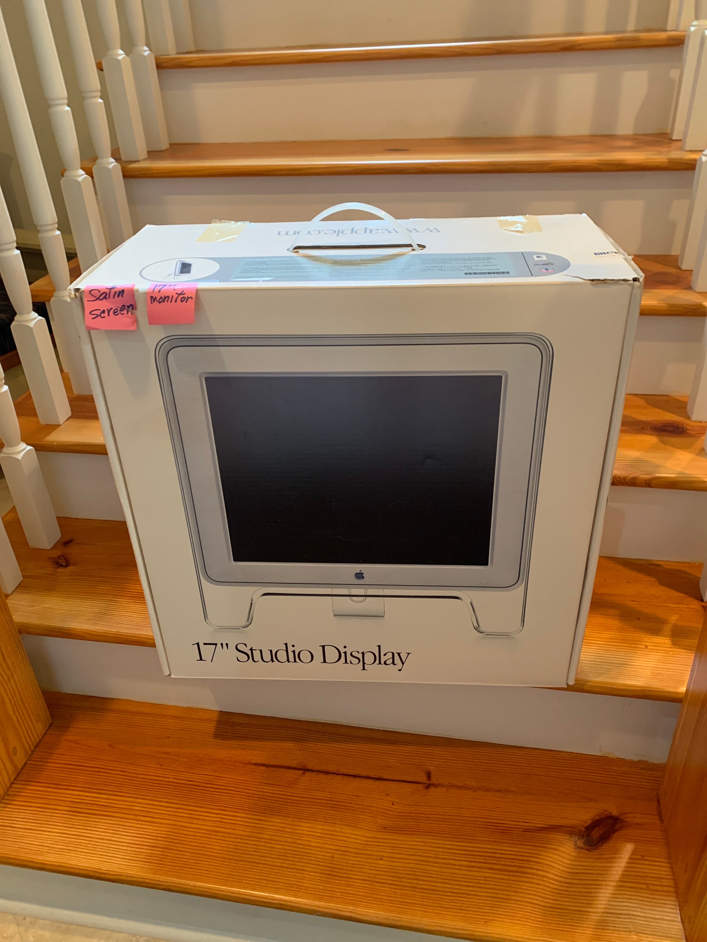Apple Studio Display 17” LCD Monitor M7649 SATIN SCREEN Vintage Complete in  Original Box great condition