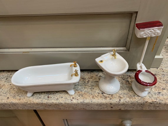 Dollhouse miniature porcelain 3 piece bathroom set sink toilet tub