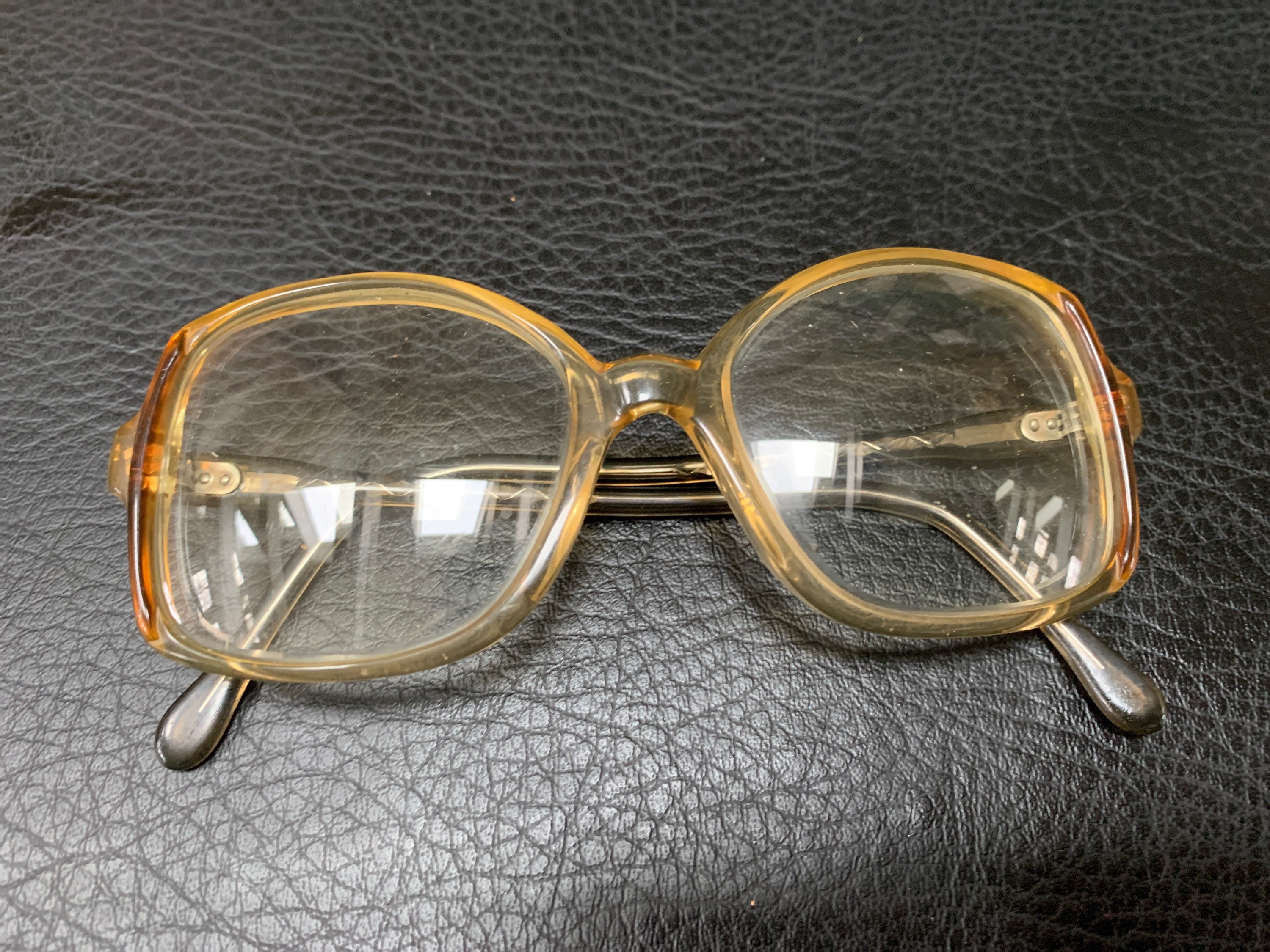 2pcs 17mm Wide Bridge Clear U Shaped Plastic Anti Slip Nose Pads Frame  Eyeglass Glasses Reading Specs Spectacles Transparent Screw on Part 