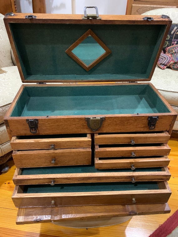 Vintage TOOLBOX WOODEN Quarter Sawn Oak 7 Drawer MACHINIST 56-E-18 Case  Original Hardware/handle All Felt Lined/drawers Framed Mirror 