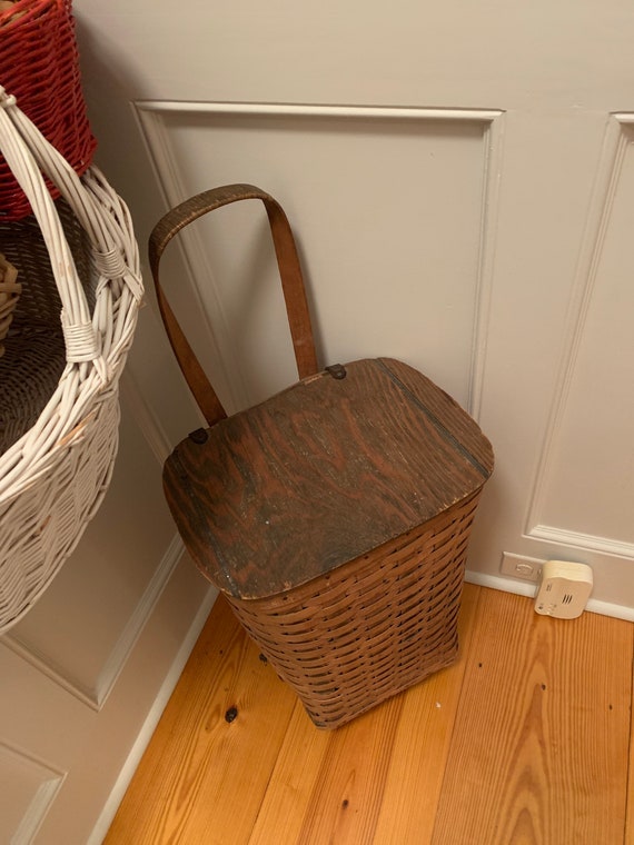 RARE Basket Antique Primitive Market Wicker Rolling Cart Farmhouse Relic  Woven Shop Laundry Wheels Leather Strap Lid Fine Vintage 