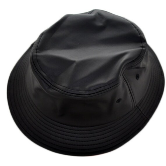 Black Faux Leather Bucket Hat - Fisherman's Hat - Vintage
