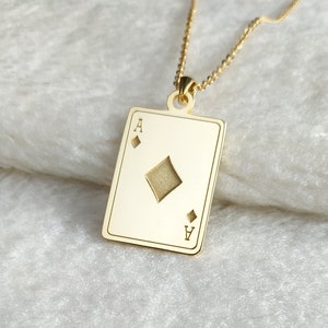 Diamanten aas ketting, harten tien ketting, klaveren zes ketting, harten vijf ketting, klaveren ketting drie, elke pokerketting