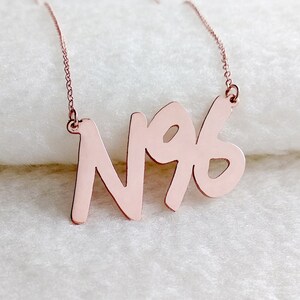 Collar con letras y números personalizados, collar N96, collar con números personalizados, collar especial personalizado, el mejor regalo para niñas, regalo de Navidad.