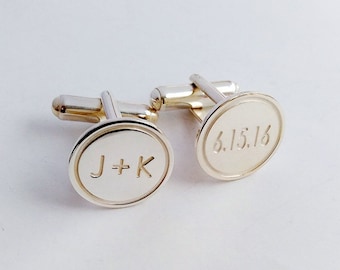 Personalized Wedding Cufflinks,Groom Wedding Cufflinks,Date and Initials Cufflinks,Engraved CuffLinks,Elegant Monogrammed Cufflinks