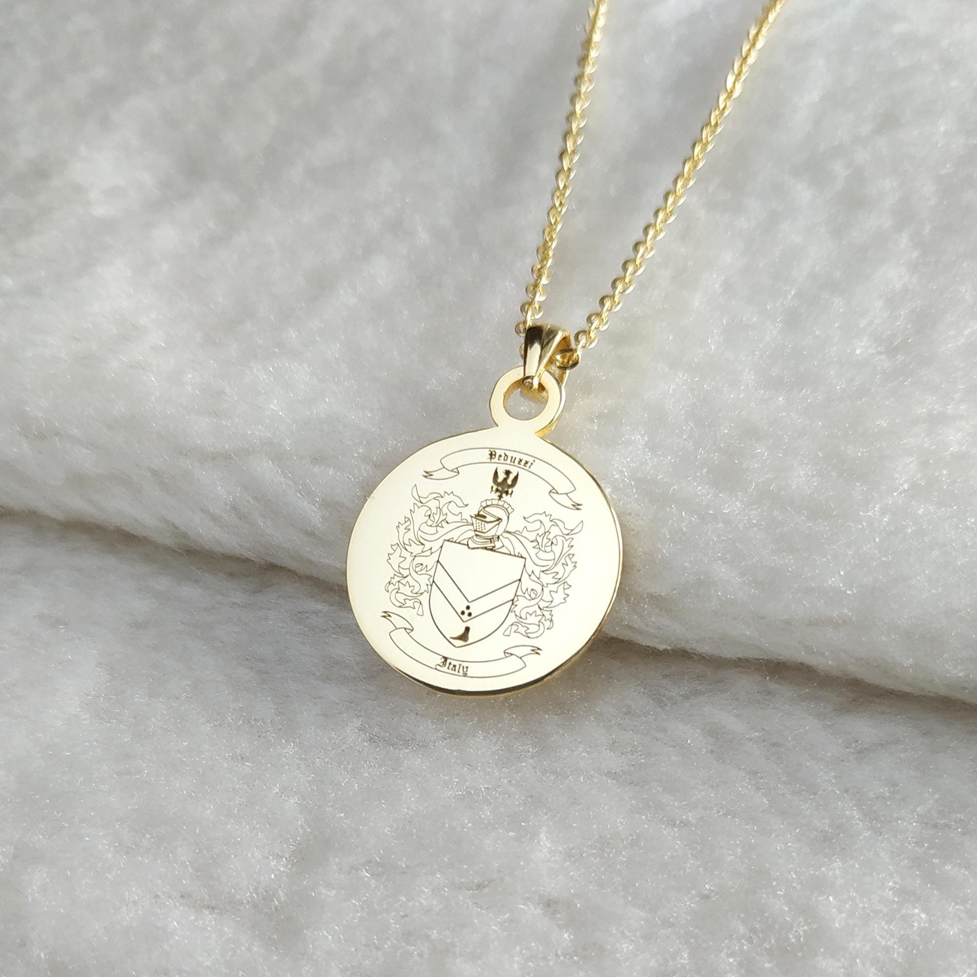 Royal family jewelry France