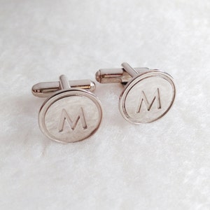 Circle One Initial Cufflinks,Personalized Cufflinks,Silver Men CuffLinks,Engraved Monogram CuffLinks,Elegant Monogrammed Cufflinks