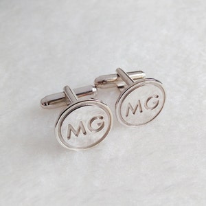 Circle Two Initial Cufflinks,Personalized Cufflinks,Silver Men CuffLinks,Engraved Monogram CuffLinks,Elegant Monogrammed Cufflinks