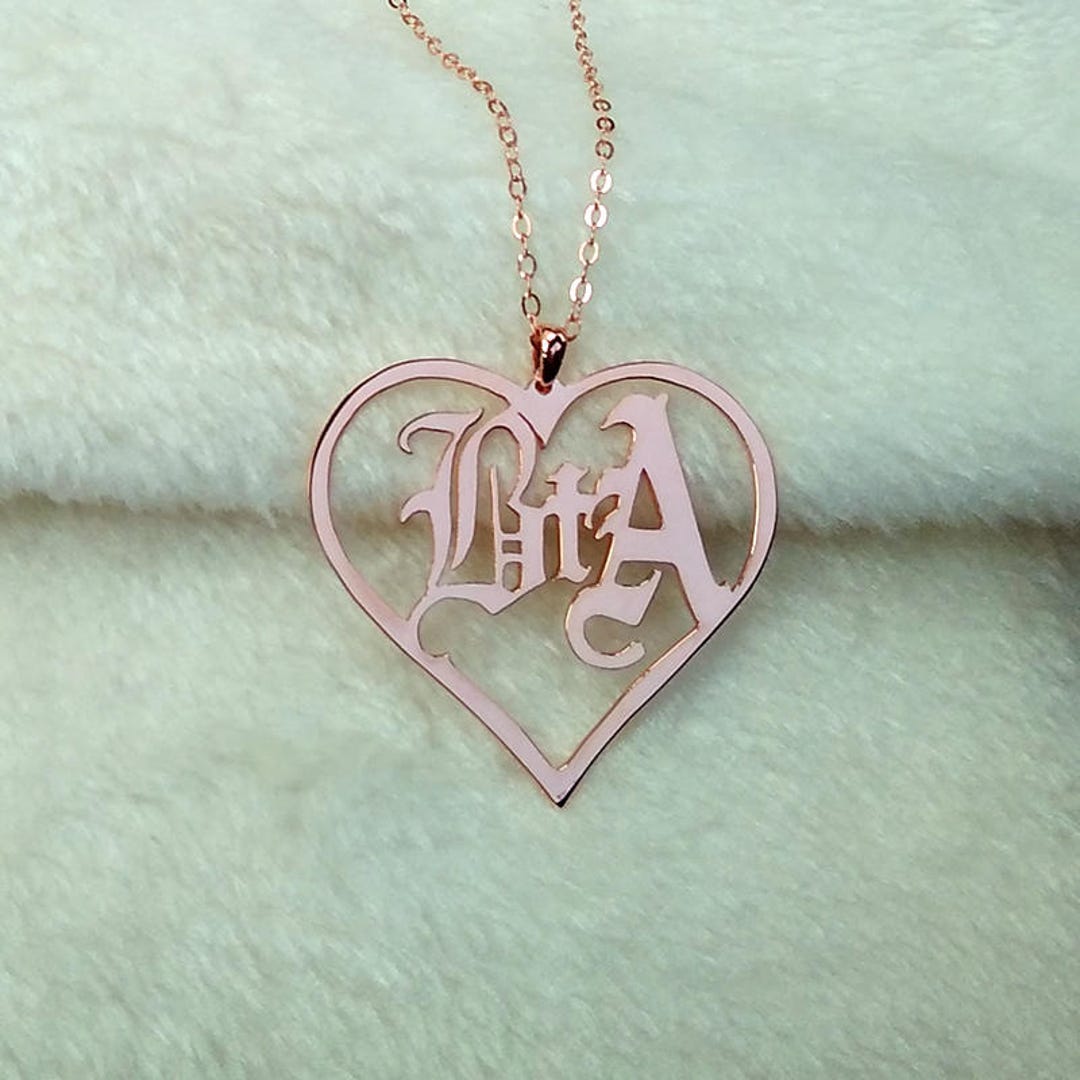 ★送料・関税込★VINTAGE HOLLYWOOD★Heart Stone Pendant★ Vintage 1980's - 1990's Box Set of Twelve Heart Shaped