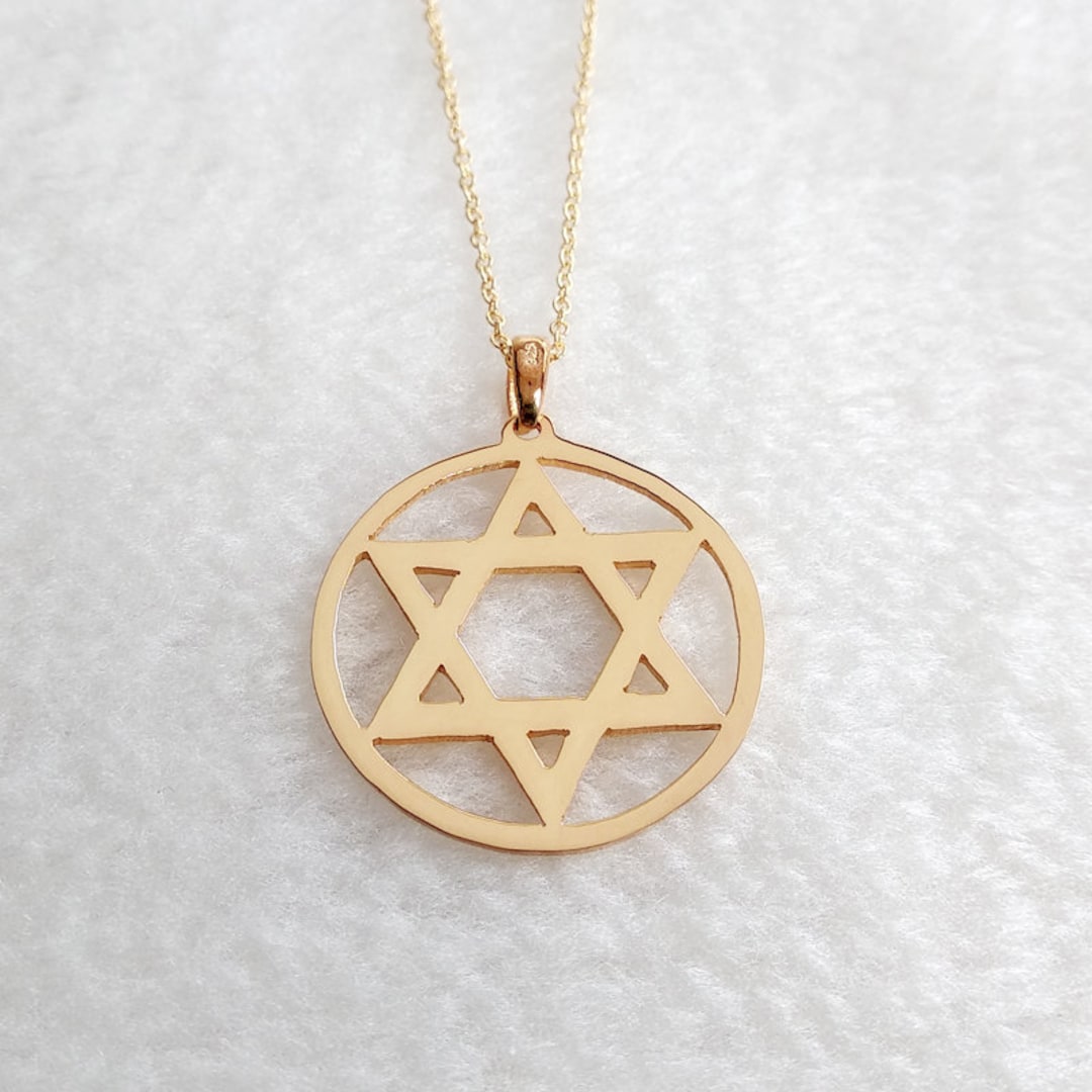 Collier ORANGE avec pendentif MENORAH Bijoux Judaïque de