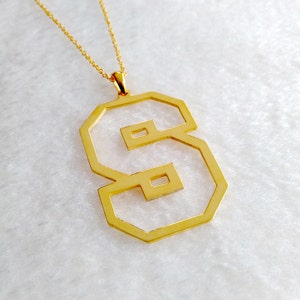 Single Initial Outline Necklace,Gold Outline Necklace,Outline Letter Necklace,Single Letter Necklace,Letter Necklace,Single Initial Necklace