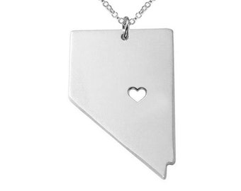 Collar del estado de Nevada Collar del estado de plata Collar con dije del estado de Nevada Collar con forma del estado Collar personalizado del estado de Nevada con un corazón