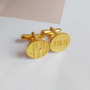 Groom Wedding Date Cufflinks,Gold Date and Initial Cufflinks,Men CuffLinks,Engraved Monogram CuffLinks,Gift for Fathers Day