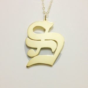 Single Initial Necklace,Personalized Carmen Electra Style Initial Pendant Necklace,Old English Necklace,Rose Gold Plated One Letter Necklace