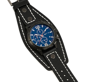 Zegarek na rękę Retro Cuff: szeroki skórzany pasek, niebieska tarcza
